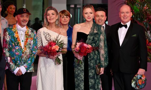 Maske su pale: Na Bal ruža Beatrice Borromeo stigla je bez supruga, u posebnoj pratnji