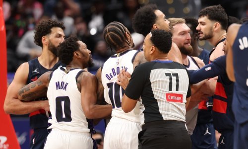 Umalo nova tučnjava u NBA-u; Pogledajte naguravanje srpskog košarkaša s protivnicima