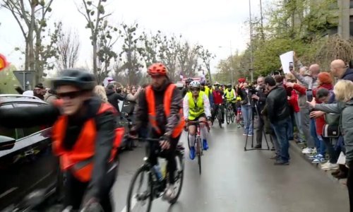Srbijanski studenti u novoj akciji: Krenuli na put biciklima do Strasbourga
