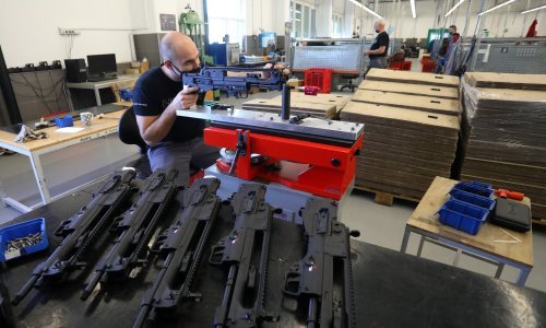 Ova karlovačka tvrtka mogla bi ostati bez 1000 radnika zbog Trumpovih carina