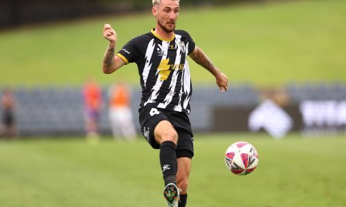 U Hajduku nisu znali što bi s njim, a kod kuće je postao hit-igrač SHNL-a. Sad igra nogomet života i rastura