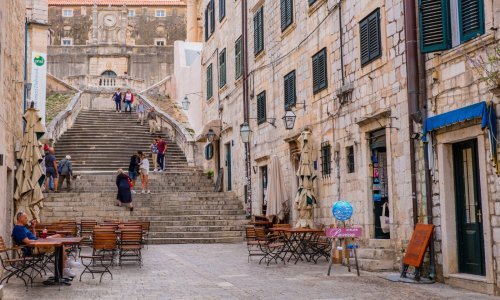 Obnovljene dubrovačke stepenice, svijet ih zna po poznatoj sceni iz serije 'Igra prijestolja'