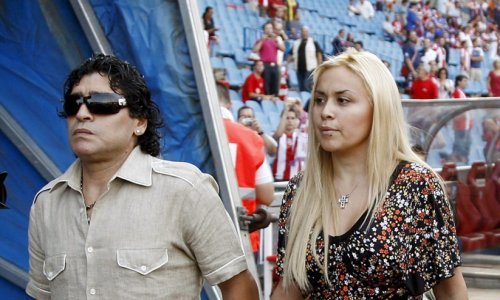 Maradonina djevojka svjedočila na sudu: Molio me da ga spasim, bio je natečen i izobličen