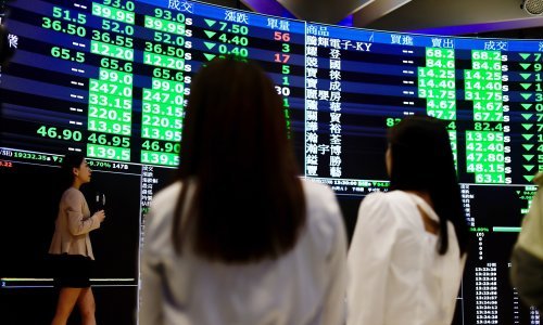 Azijske burze rastu, dolar stagnira, a cijene nafte padaju