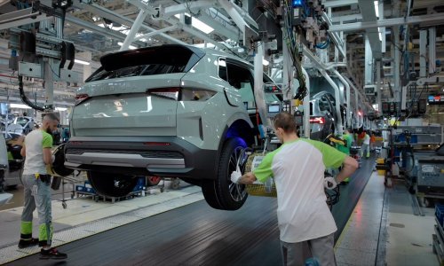 Škodini trikovi proizvodnje: Evo kako radnici u montaži podižu i do 10 tona dijelova u smjeni