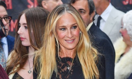 Sarah Jessica Parker ne izlazi iz ovog elegantnog komada, a zna i kako ga nositi