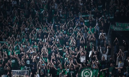Hrvatska zastava na utakmici Zvezde. Srbi: Bezobrazna provokacija