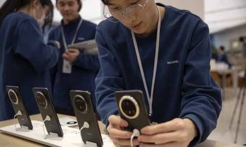 Još jedan Trumpov uzmak: Carine neće vrijediti za pametne telefone i računala