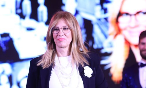 Mirna Zidarić gušta na odmoru i zafrkava supruga: 'Sinovi slavnih očeva...'