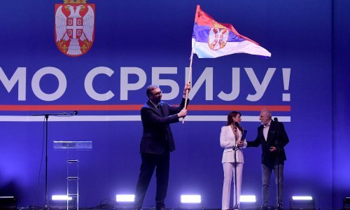Vučić od institucija traži da osiguraju mir i red u Srbiji: Svi smo mi ćaci