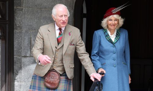 Kako su se samo uskladili: Kralj Charles i Camilla ovako odjeveni privukli su sve poglede