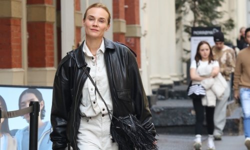 Bez trunke make upa i s genijalnom torbom: Dugo je nismo vidjeli u ovako ležernom izdanju