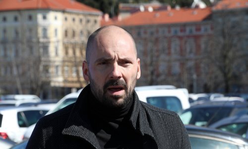 Rijetko viđeno u politici: Kandidat za gradonačelnika Rijeke podržao nezavisnu kandidatkinju