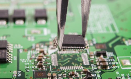 Trump sprema carine na poluvodiče: Zašto su toliko važni