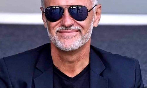 U zagrebački HNK stiže monodrama 'Oj živote' s holivudskim glumcem Jackom Dimichom