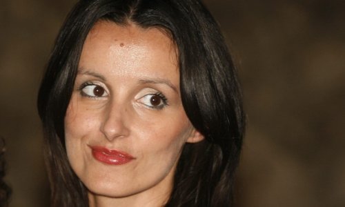 Živi povučeno: Ovako danas izgleda Mirela koja ima dijete s Višnjićem