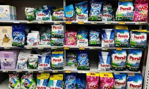 Razvikani deterdženti 'pali' na testu, a pobijedio jeftini brend: Evo koje trebate izbjegavati