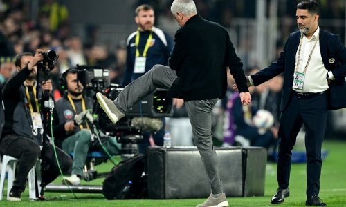 Mourinho divljao na presici nakon šokantnog kiksa protiv Jakirovića