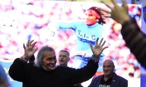 Još jedan razlog za tugu u Argentini; preminuo legendarni nogometaš