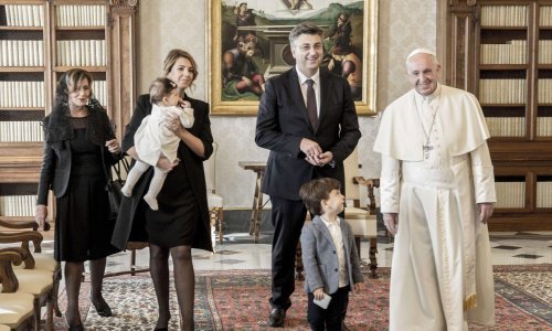 Od službenog do privatnog: Dva značajna susreta premijera Plenkovića s papom Franjom