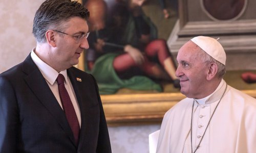 Dan žalosti u subotu, na dan ispraćaja pape. Evo što to znači