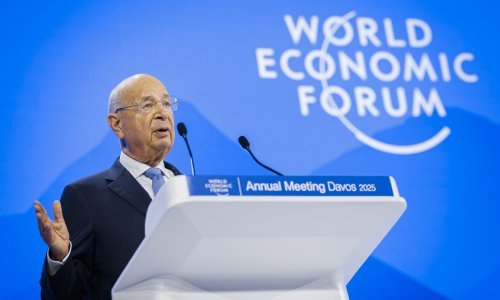 Klaus Schwab podnio ostavku na mjesto predsjednika Svjetskog gospodarskog foruma