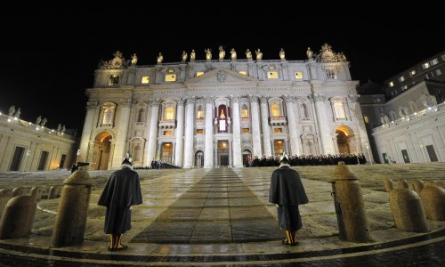 Detalji vatikanskog tajanstvenog obreda: Evo što je kardinalima zabranjeno