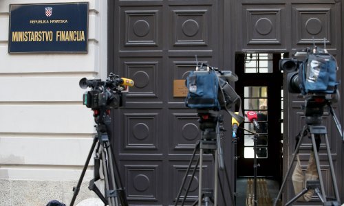 Proračunski manjak i javni dug pod kontrolom: Ipak, neke pojave su zabrinjavajuće