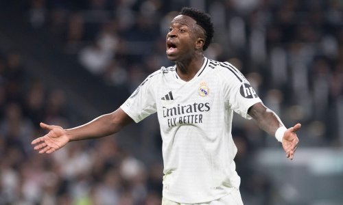 Vinicius još jednom izgubio živce: poludio na suca pa se svađao s navijačima