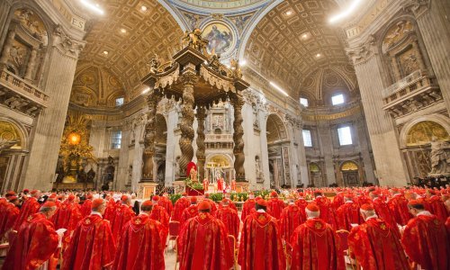 Ludi detalji najdramatičnijih konklava u Vatikanu: Skinuli krov da Duh Sveti lakše uđe