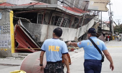 Snažan potres pogodio Filipine, 20 mrtvih