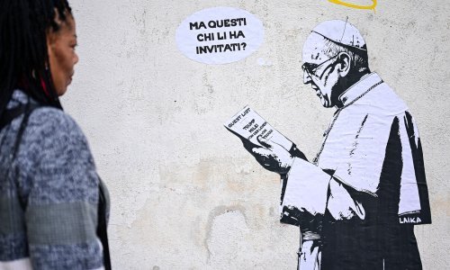 Osvanuo mural posvećen papi Franji: Evo što se on na njemu zapitao