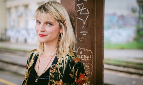 Predstavljamo članove žirija: Upoznajte kazališnu redateljicu i sveučilišnu profesoricu Anicu Tomić