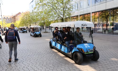 U srcu Zagreba: Od ove nedjelje besplatan prijevoz električnim vozilima 'Fulir'