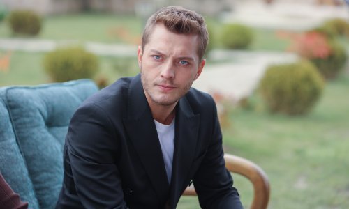 Zgodni Turčin iz serije 'Pod istim nebom' otvoreno o svojim strastima i pristupu životu
