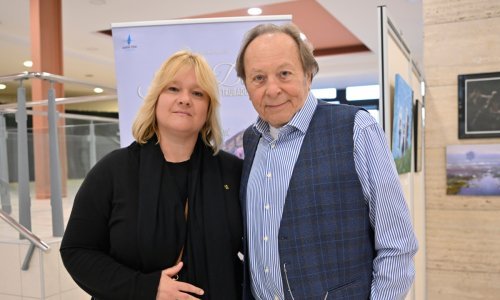 Između njih je 42 godine razlike, ali njihova ljubav cvjeta i dalje: Rijetki izlazak domaćeg para