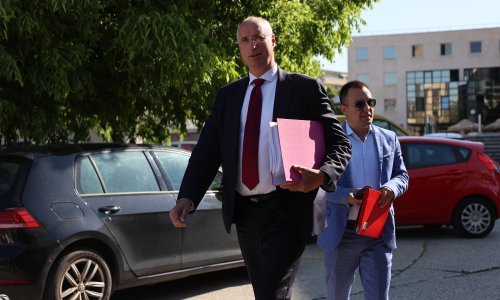 Puljak predao potpise za kandidaturu za novi mandat na čelu Splita