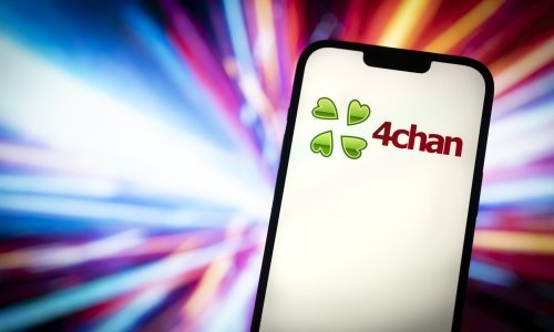 4chan se vratio nakon velikog hakerskog napada, no i dalje je u problemima