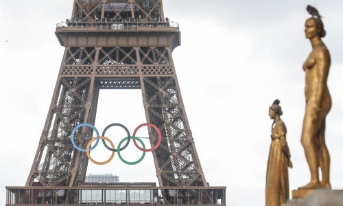 Eiffelov toranj dobiva još jedan sloj boje: Koštat će 80 milijuna eura