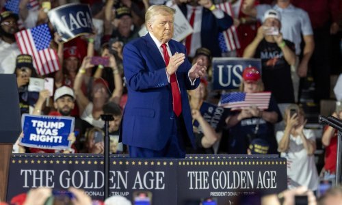 Trump proslavio prvih 100 dana mandata samohvalom, kritikama i lažnim tvrdnjama