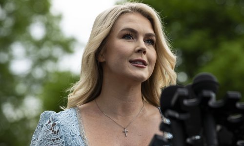 Svi su poludjeli za ovim nakitom: Simbol kršćanstva ponovo je hit modni dodatak