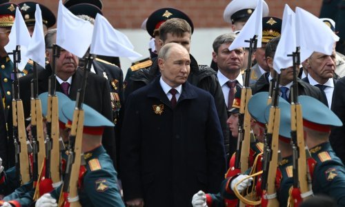 Rusi na front šalju jedinice s posebnim oznakama, zapadni stručnjaci: Putin je očajan