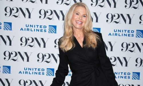 Prelijepa i u osmom desetljeću: U ovakvoj haljini svatko izgleda mladoliko