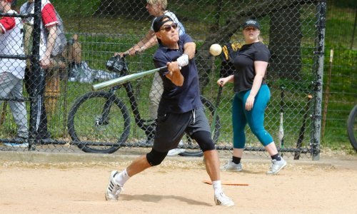 Kao da su mu 3, a ne 63 godine: George Clooney poput zaigranog klinca