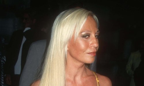 Donatella Versace je proslavila 70. rođendan: Pogledajte kako je izgledala u 90-ima