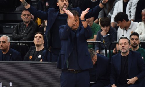 Skandal u Euroligi! Legendarni trener zbog ovog skandiranja napustio dvoranu prije kraja