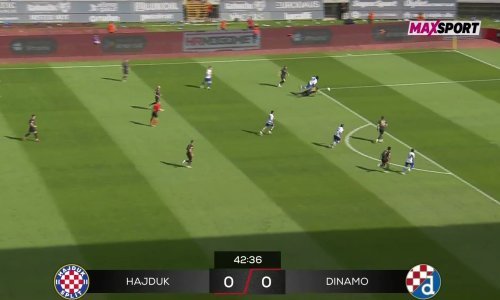 Hajdukovci su za ovo tražili penal, ali je prekršaj bio izvan kaznenog prostora; pogledajte situaciju