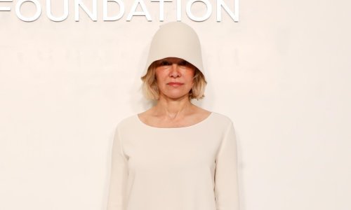 Zbogom dugoj kosi: Pamela Anderson šokirala radikalnom promjenom frizure