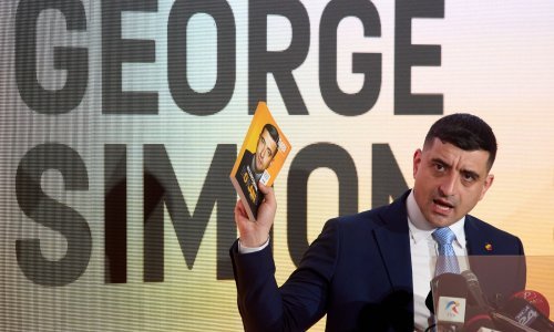 Tijesna utrka u Rumunjskoj: Najviše šanse ima rumunjski 'MAGA predsjednik'