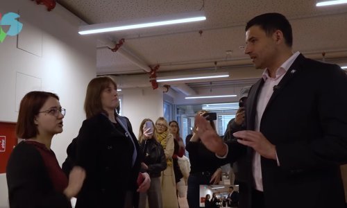 Treće poluvrijeme cirkusa na FPZG-u: Pogledajte kako je studentica naribala Bernardića